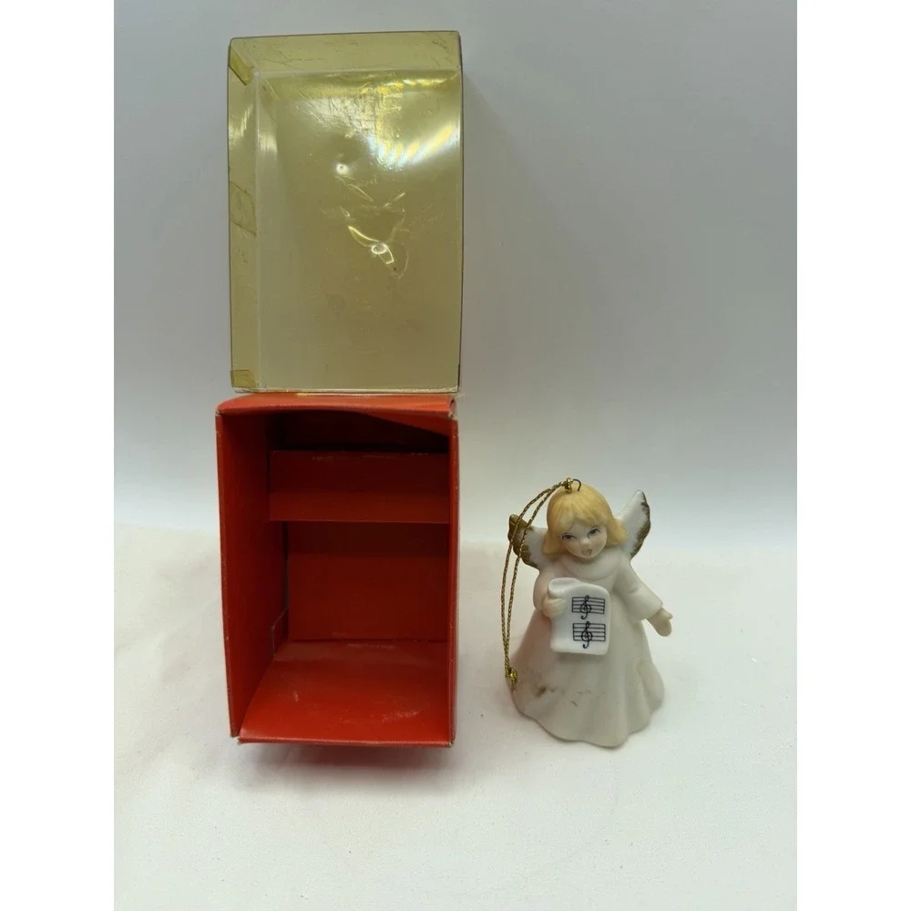 Vintage 1984 Ebeling & Reuss Co Musical Angel Christmas Tree Ornament READ!